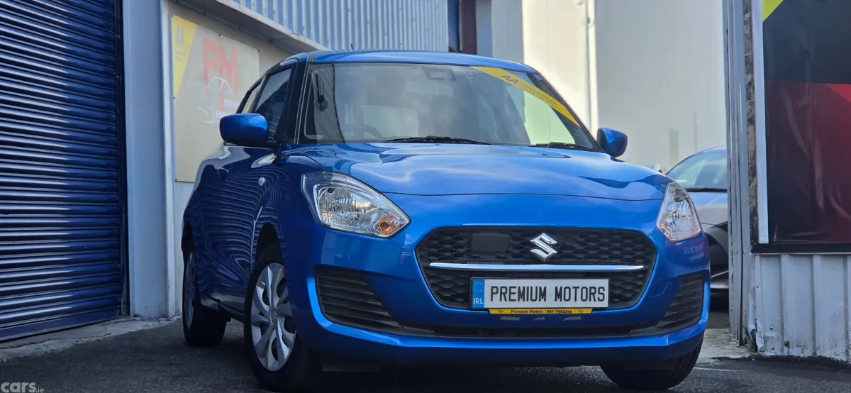 Suzuki Swift Hatchback, Petrol, 2023, Blue