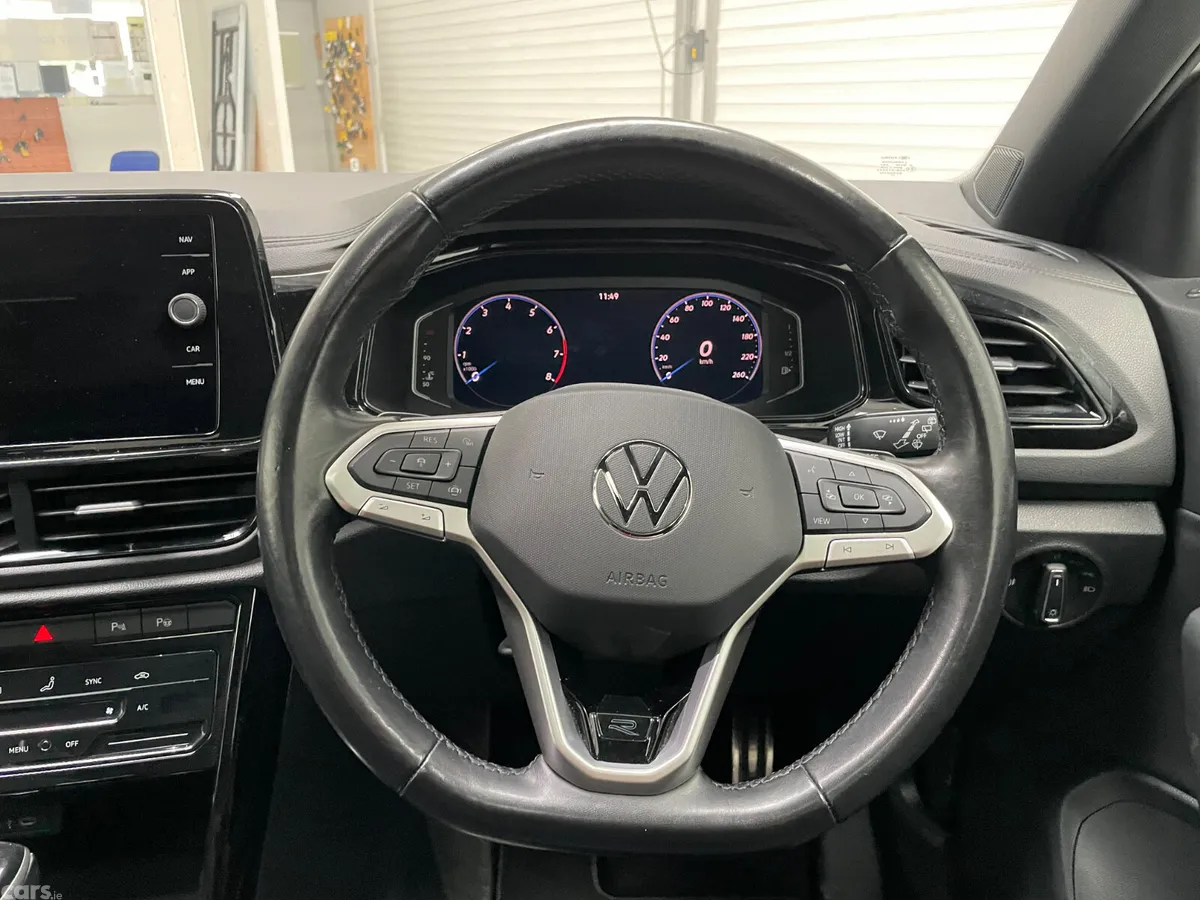 Volkswagen T-Roc SUV, Petrol, 2023, White