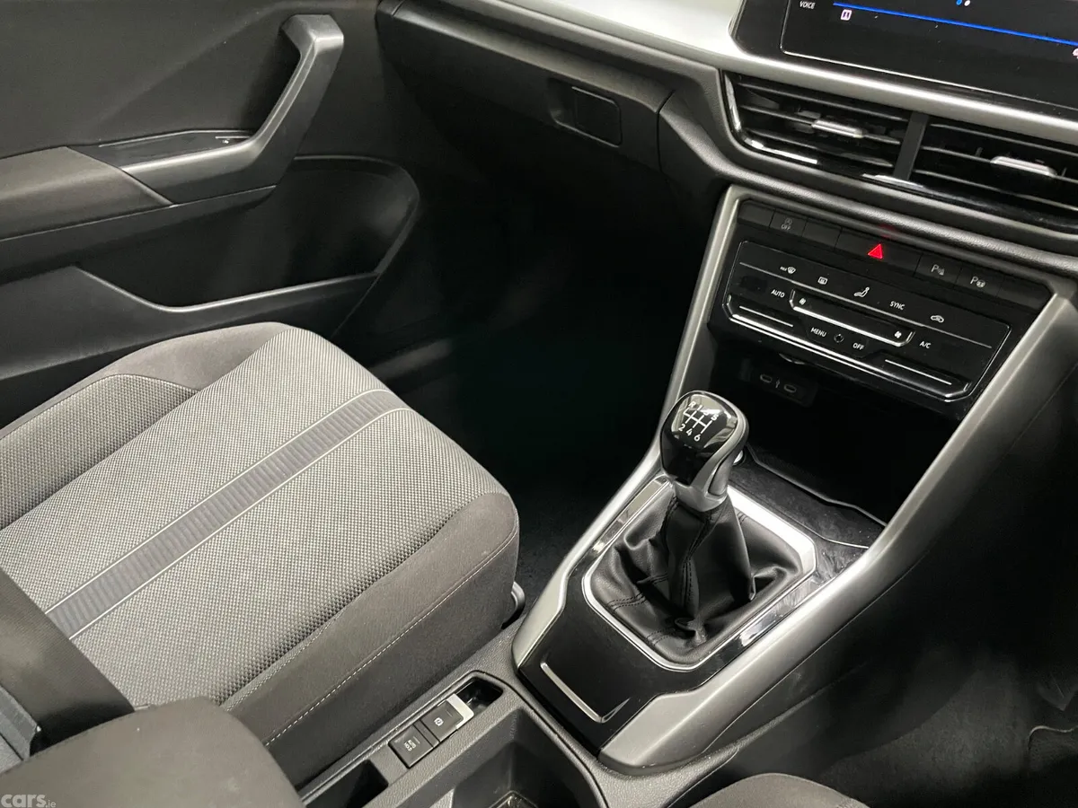 Volkswagen T-Roc SUV, Petrol, 2024, Black