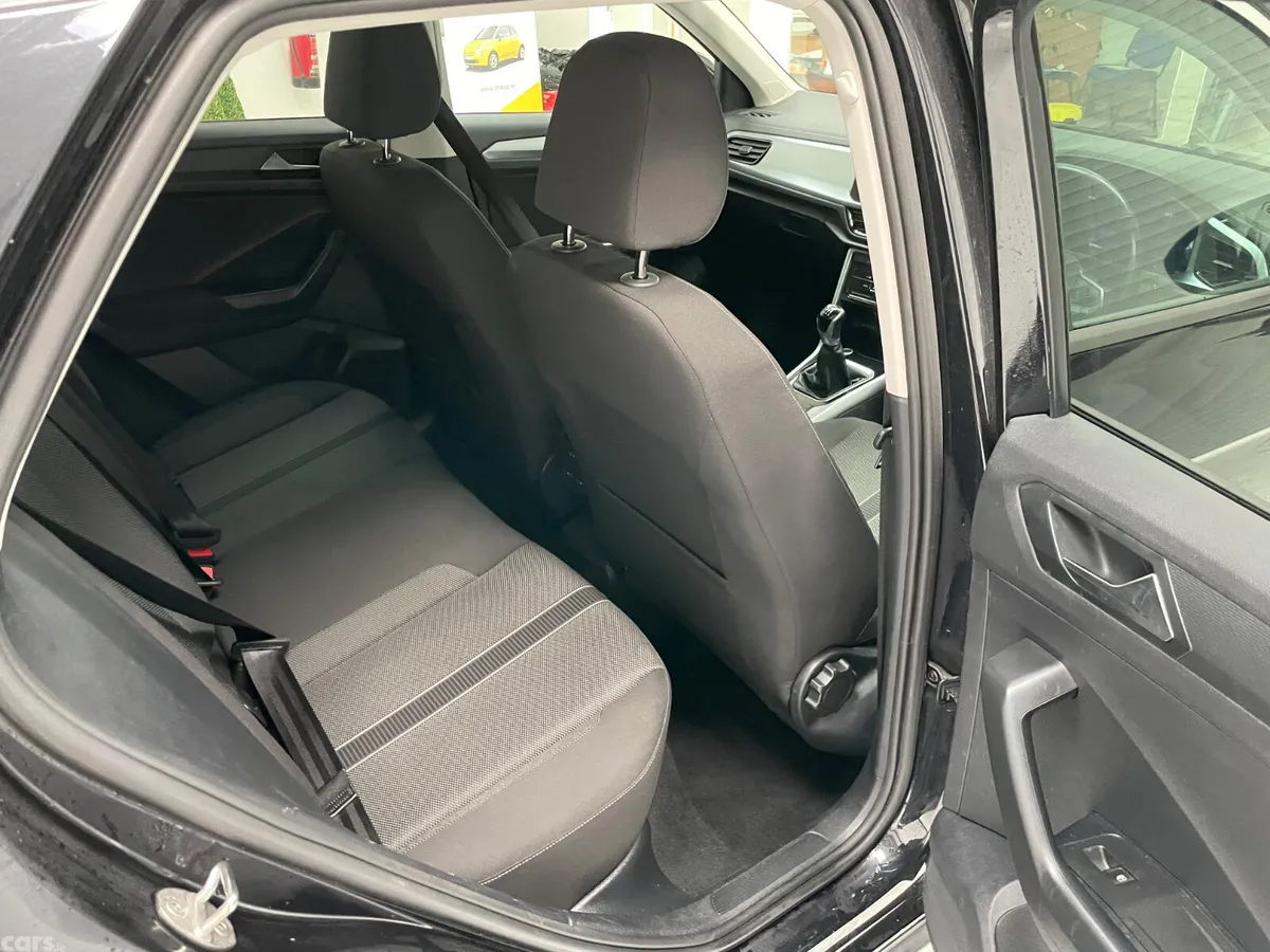 Volkswagen T-Roc SUV, Petrol, 2024, Black