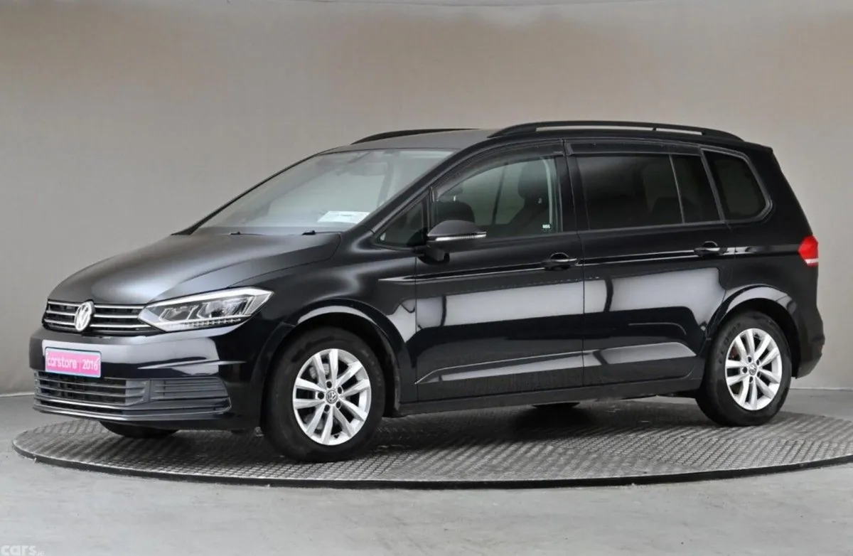Volkswagen Touran MPV, Petrol, 2016, Black