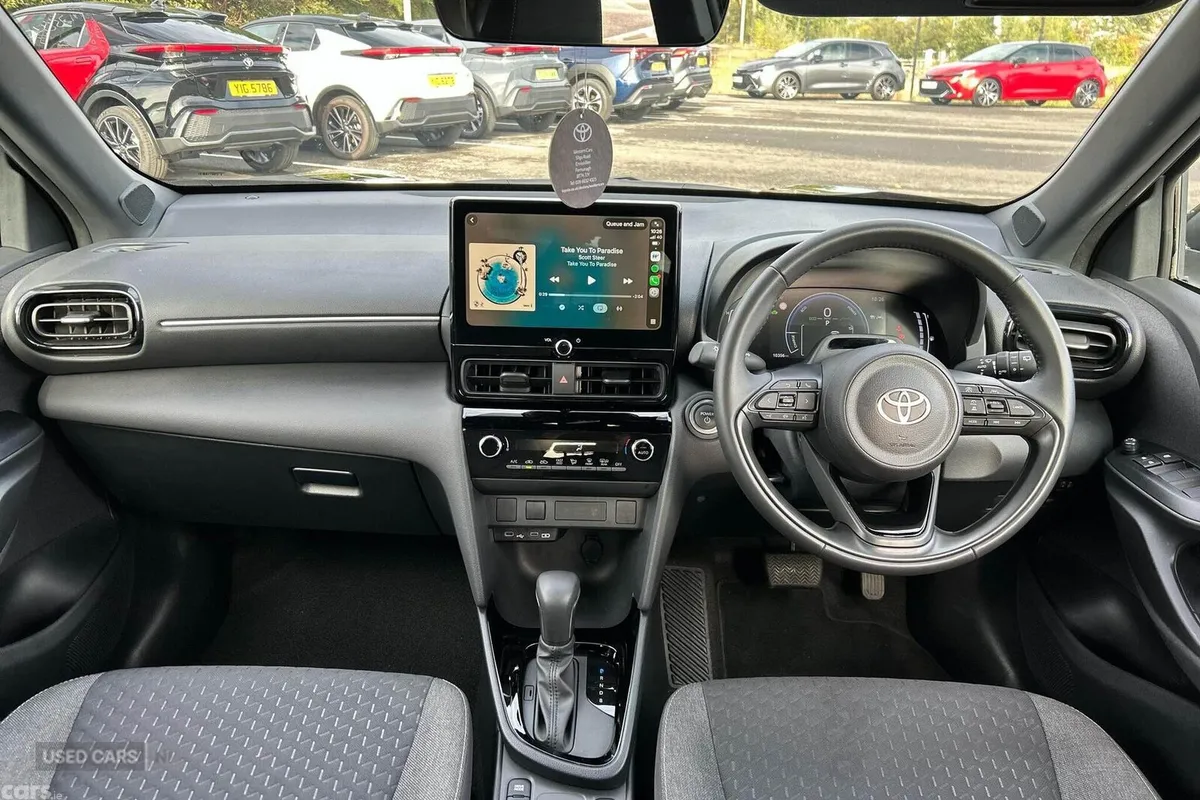 Toyota Yaris Cross SUV, Petrol Hybrid, 2026, Black