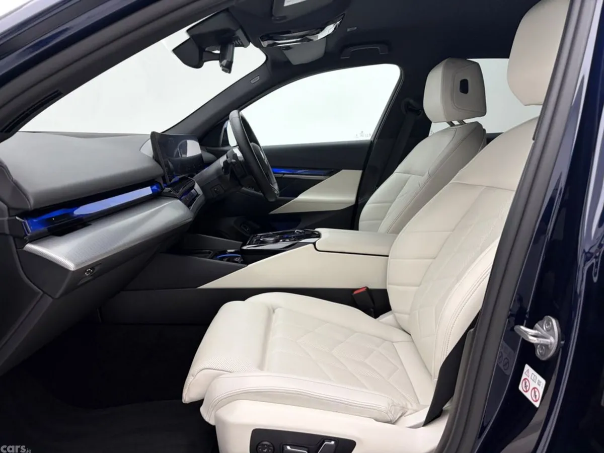 BMW 5-Series Saloon, Petrol Plug-in Hybrid, 2024, Blue