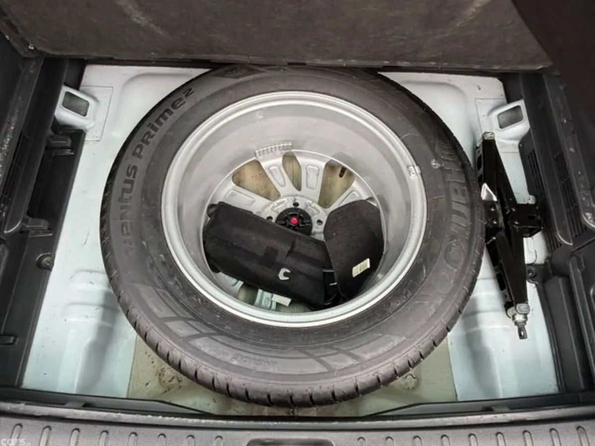 Hyundai Tucson MPV, Diesel, 2017, White