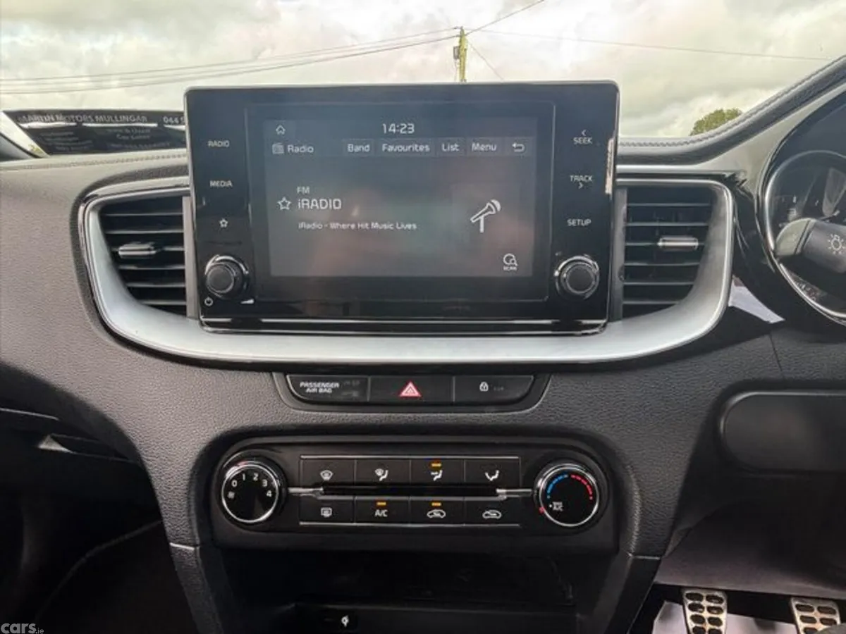 Kia Ceed Hatchback, Diesel, 2020, Grey