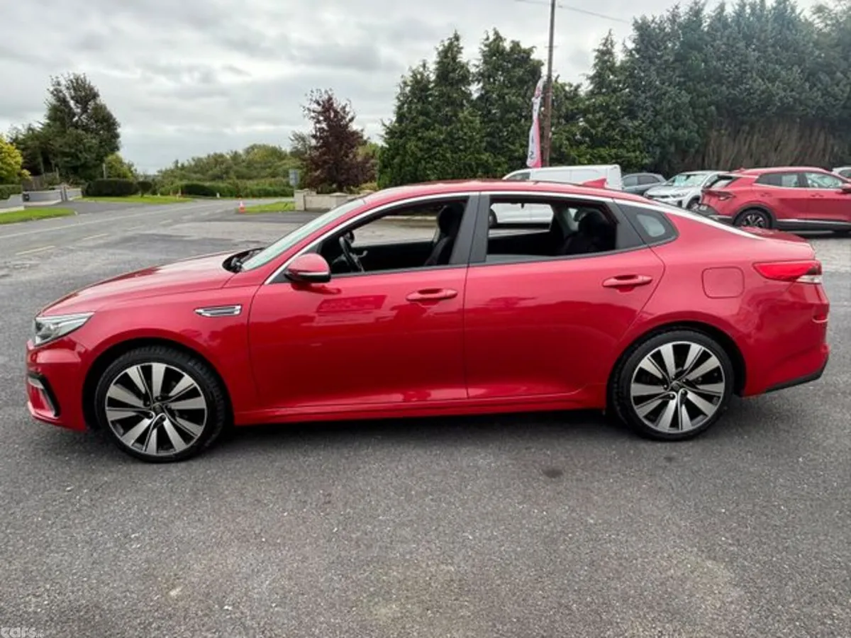 Kia Optima Saloon, Diesel, 2019, Red