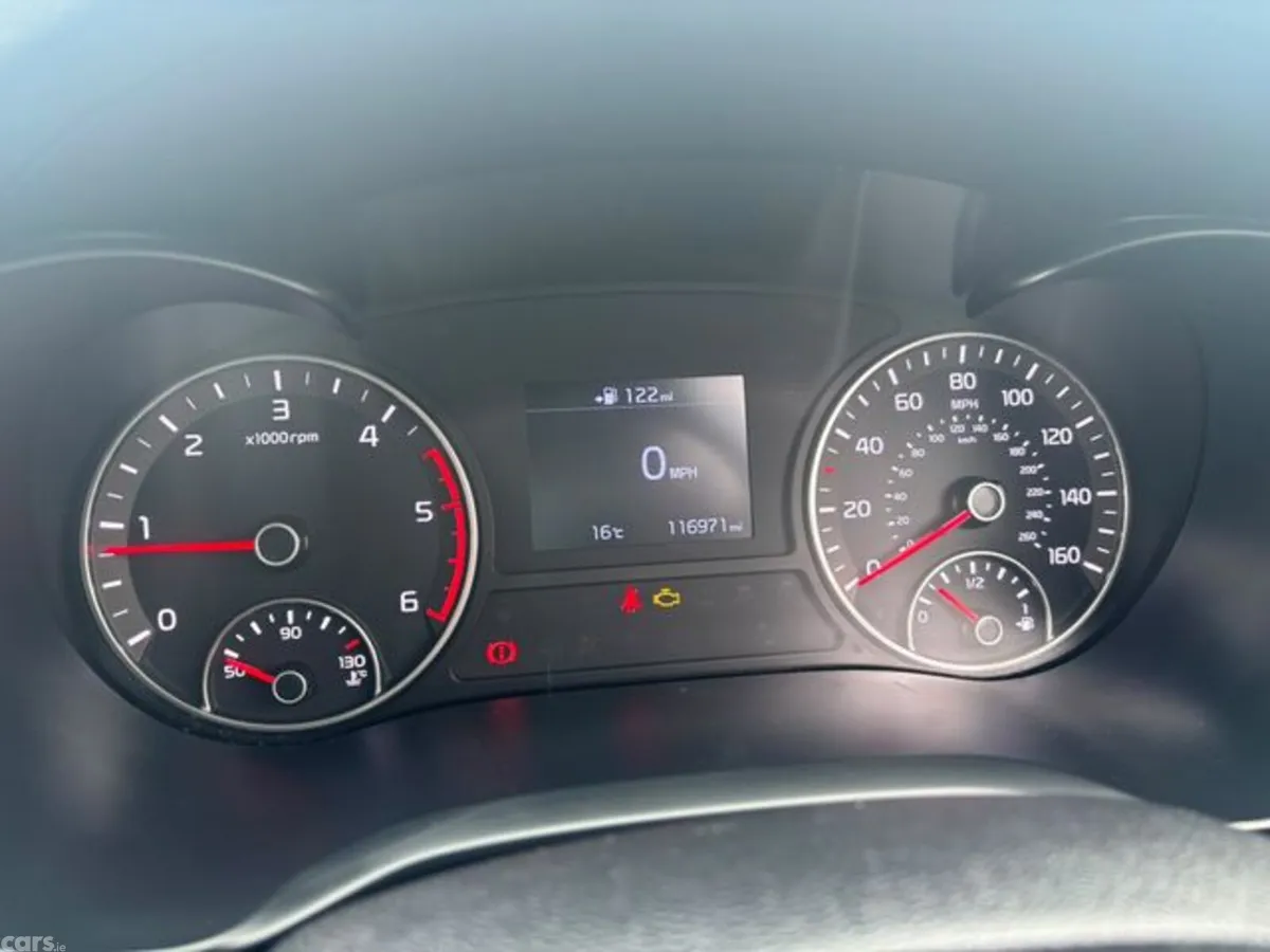 Kia Optima Saloon, Diesel, 2019, Red