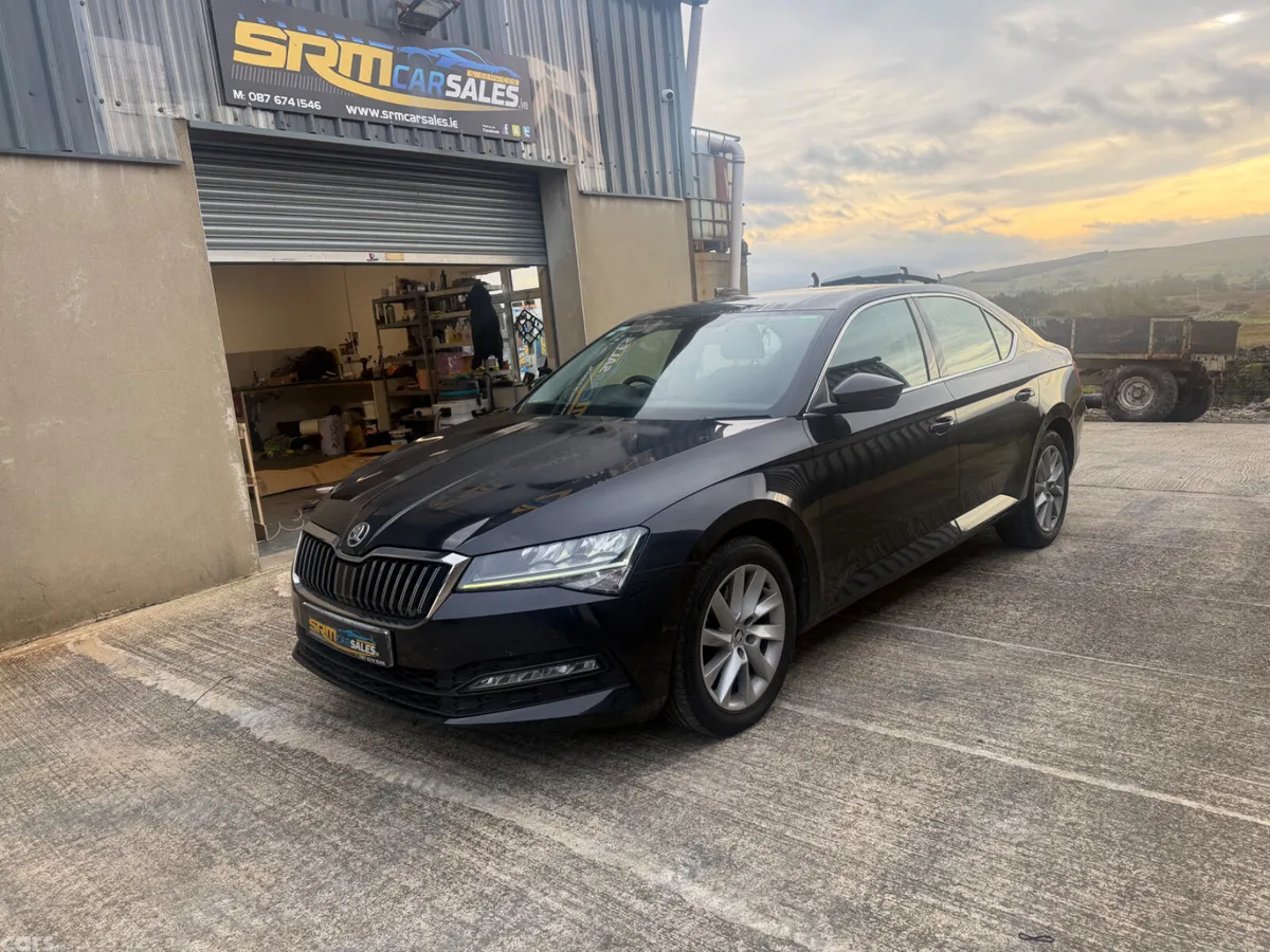 Skoda Superb Hatchback, Diesel, 2021, Black