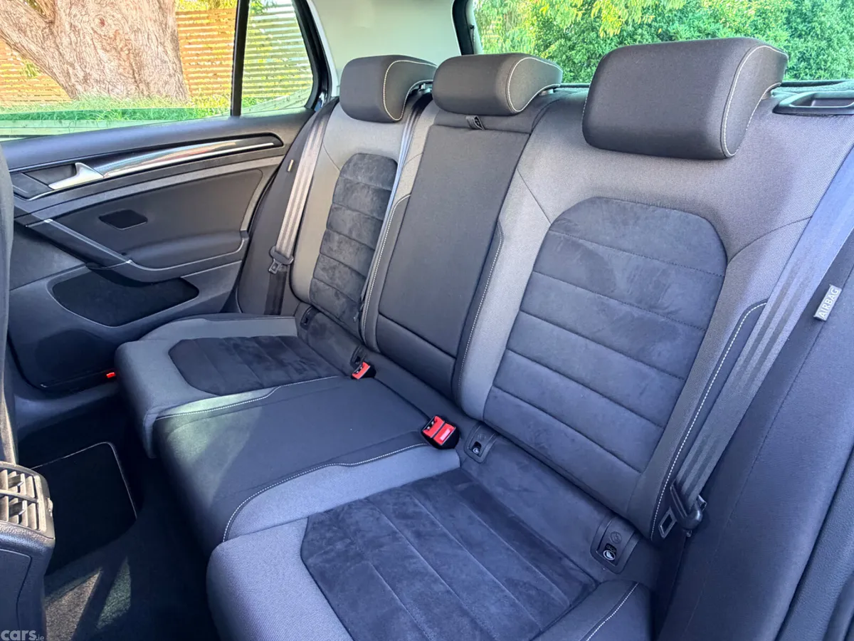 Volkswagen Golf Hatchback, Petrol, 2016, Black