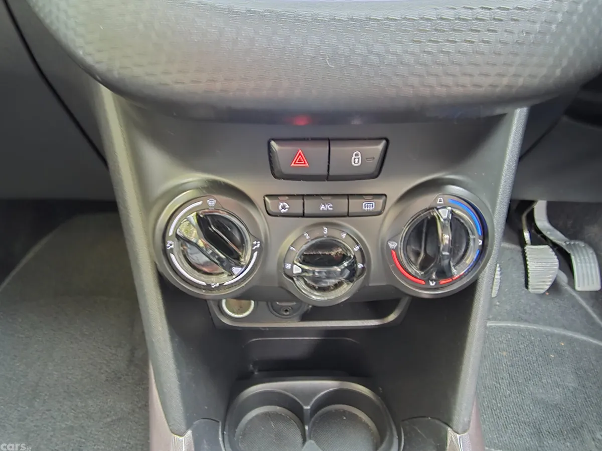 Peugeot 2008 SUV, Diesel, 2016, Grey