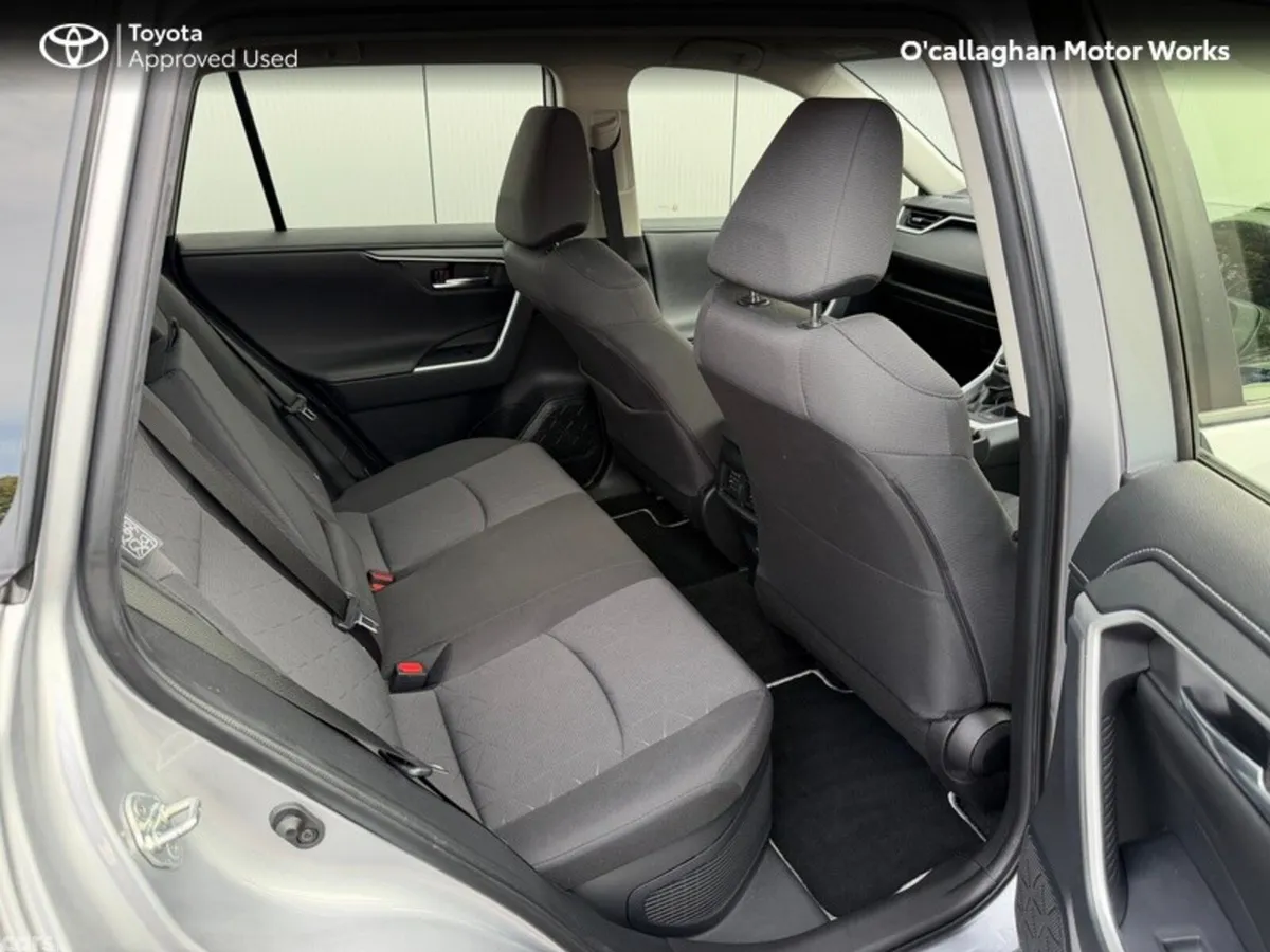 Toyota RAV4 SUV, Petrol Hybrid, 2023, Grey