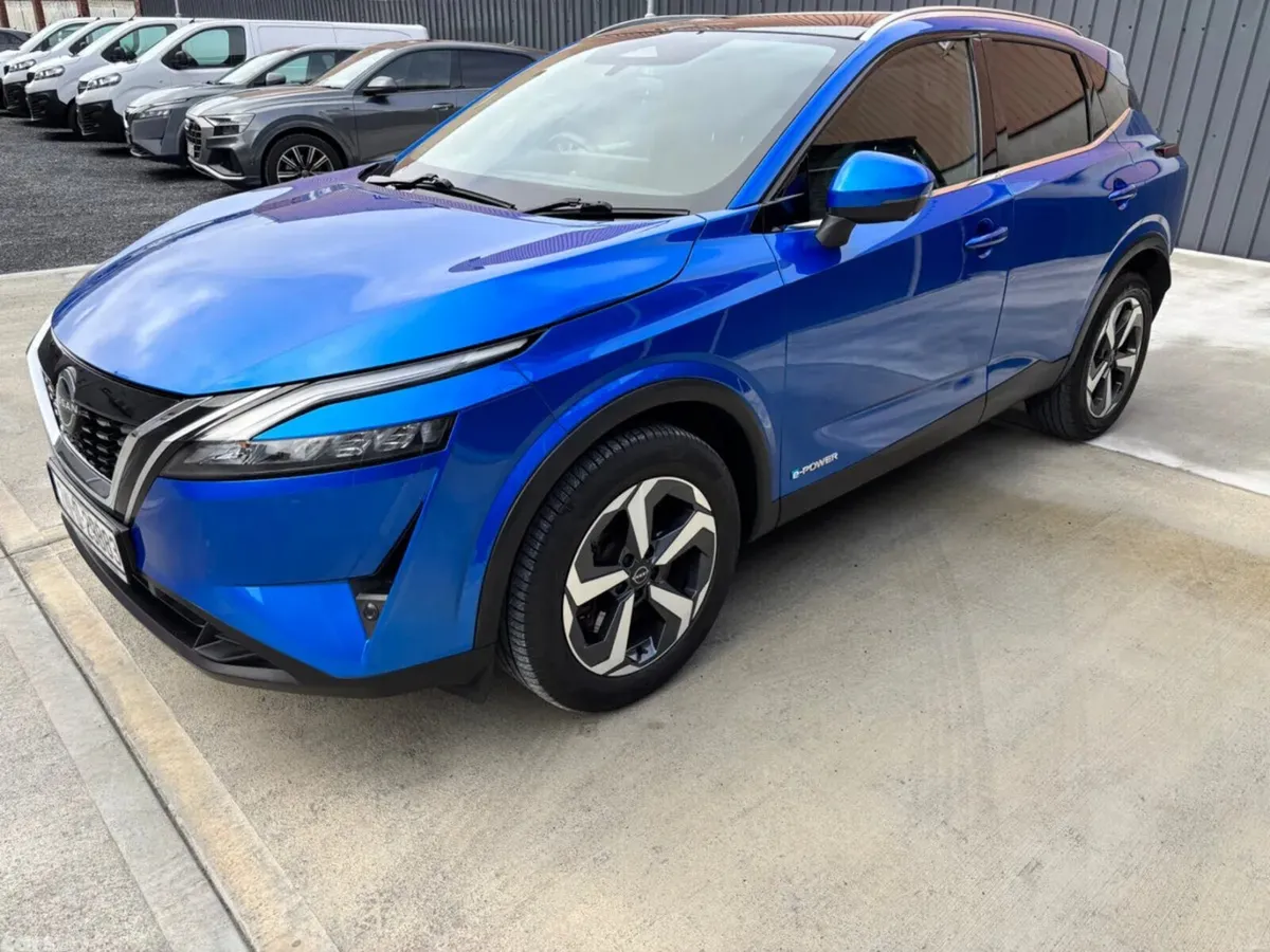 Nissan Qashqai MPV, Petrol, 2024, Blue