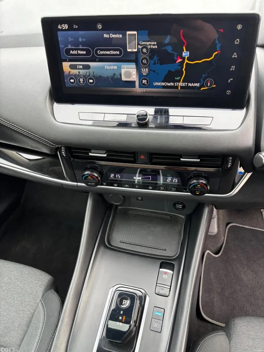 Nissan Qashqai MPV, Petrol, 2024, Blue