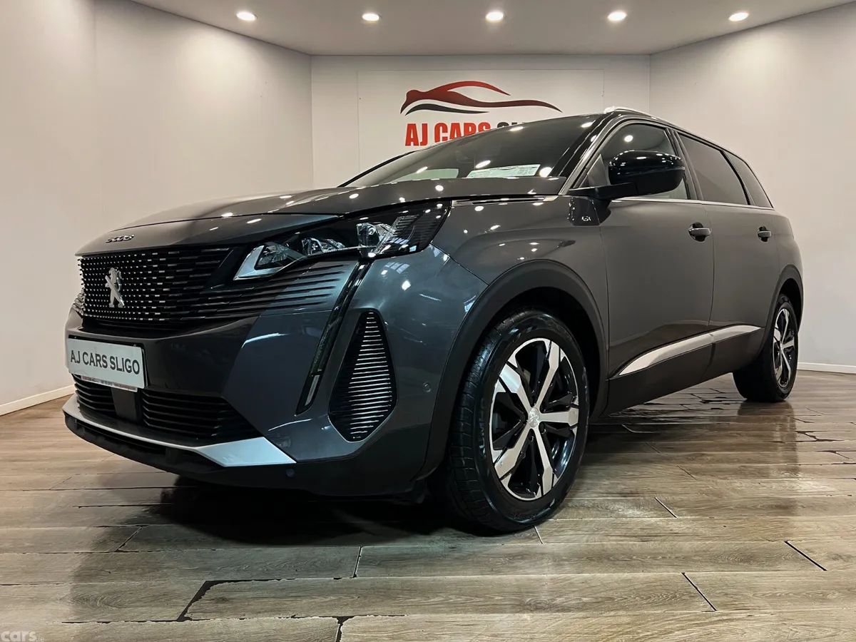 Peugeot 5008 MPV, Diesel, 2021, Grey