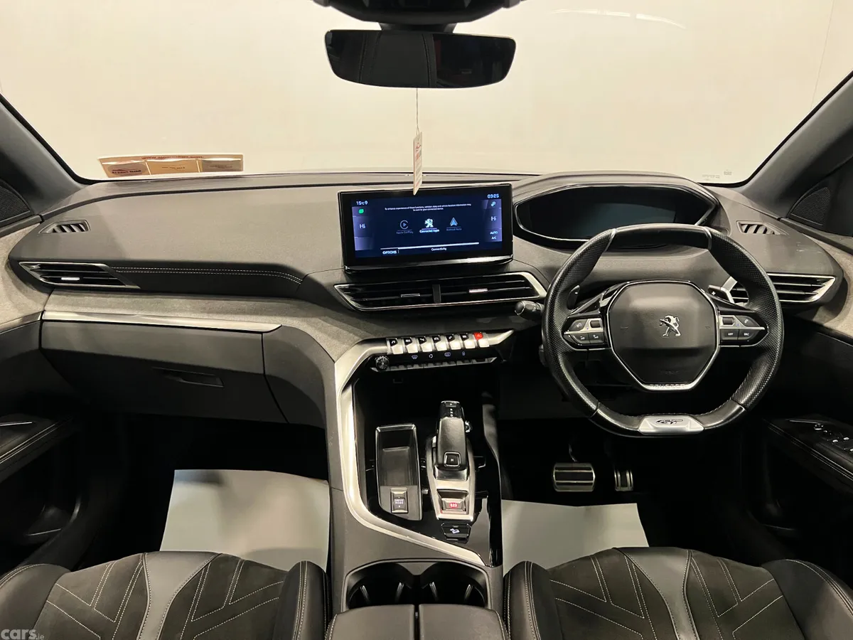 Peugeot 5008 MPV, Diesel, 2021, Grey