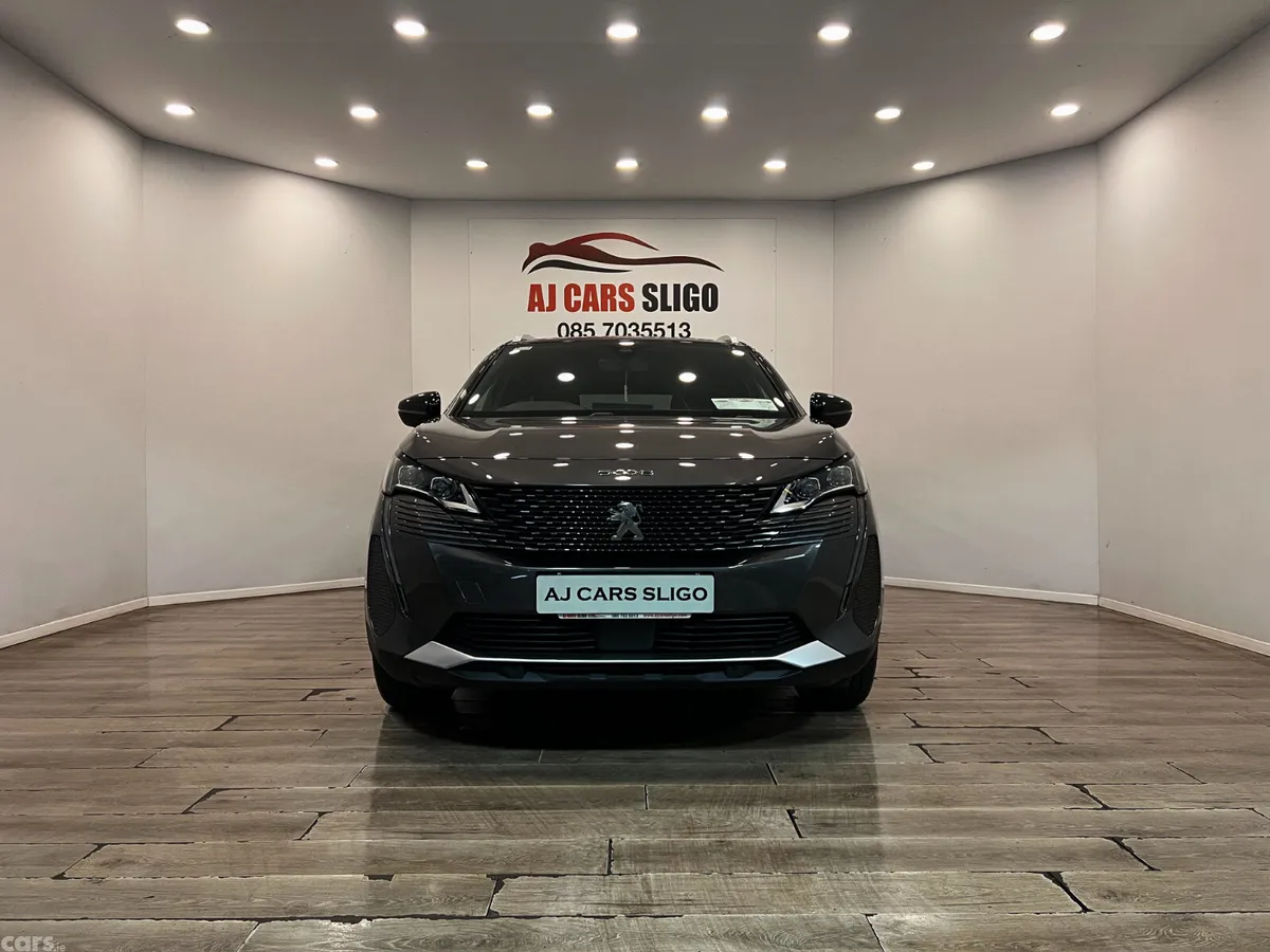 Peugeot 5008 MPV, Diesel, 2021, Grey
