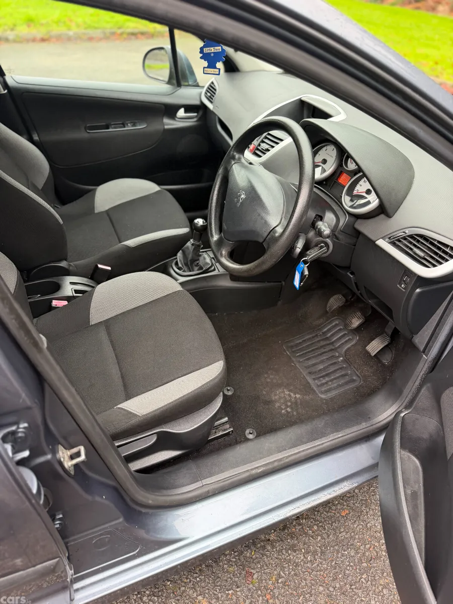 Peugeot 207 Hatchback, Diesel, 2007, Grey