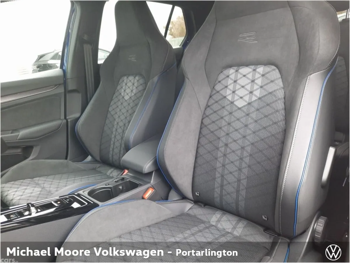 Volkswagen Golf Hatchback, Diesel, 2027, Blue