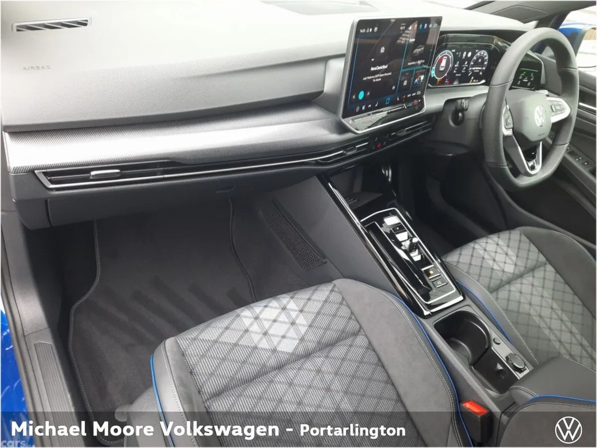Volkswagen Golf Hatchback, Diesel, 2027, Blue