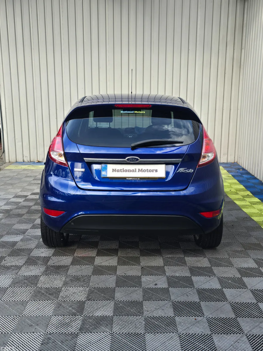 Ford Fiesta Hatchback, Petrol, 2014, Blue