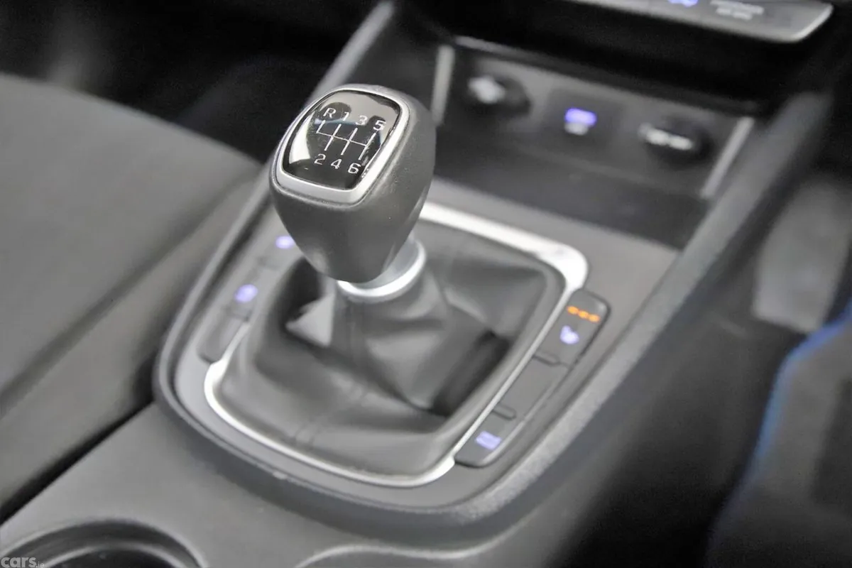 Hyundai KONA SUV, Petrol, 2022, Red