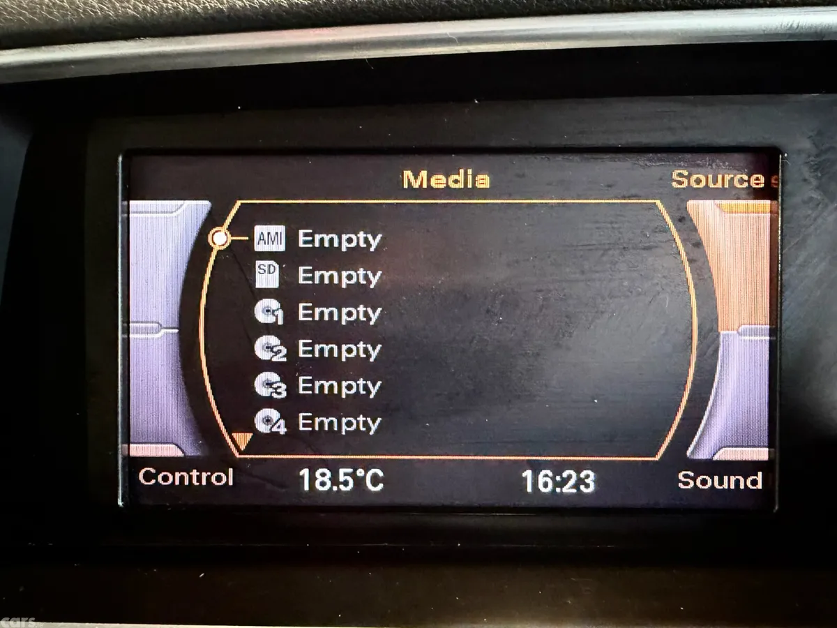 Audi Q5 SUV, Diesel, 2011, Grey