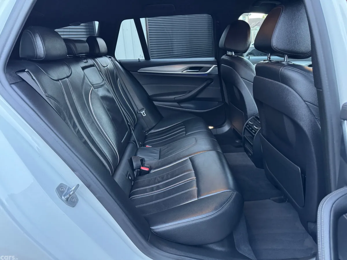 BMW 5-Series Estate, Diesel, 2019, White