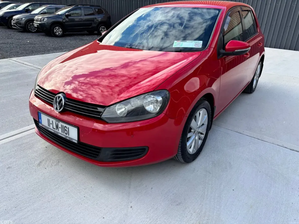 Volkswagen Golf Hatchback, Diesel, 2011, Red