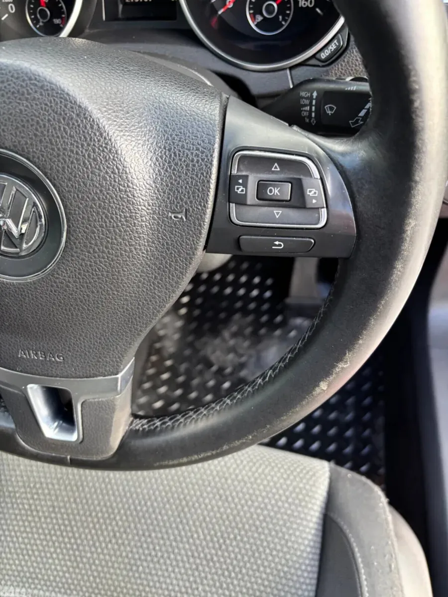 Volkswagen Golf Hatchback, Diesel, 2011, Red