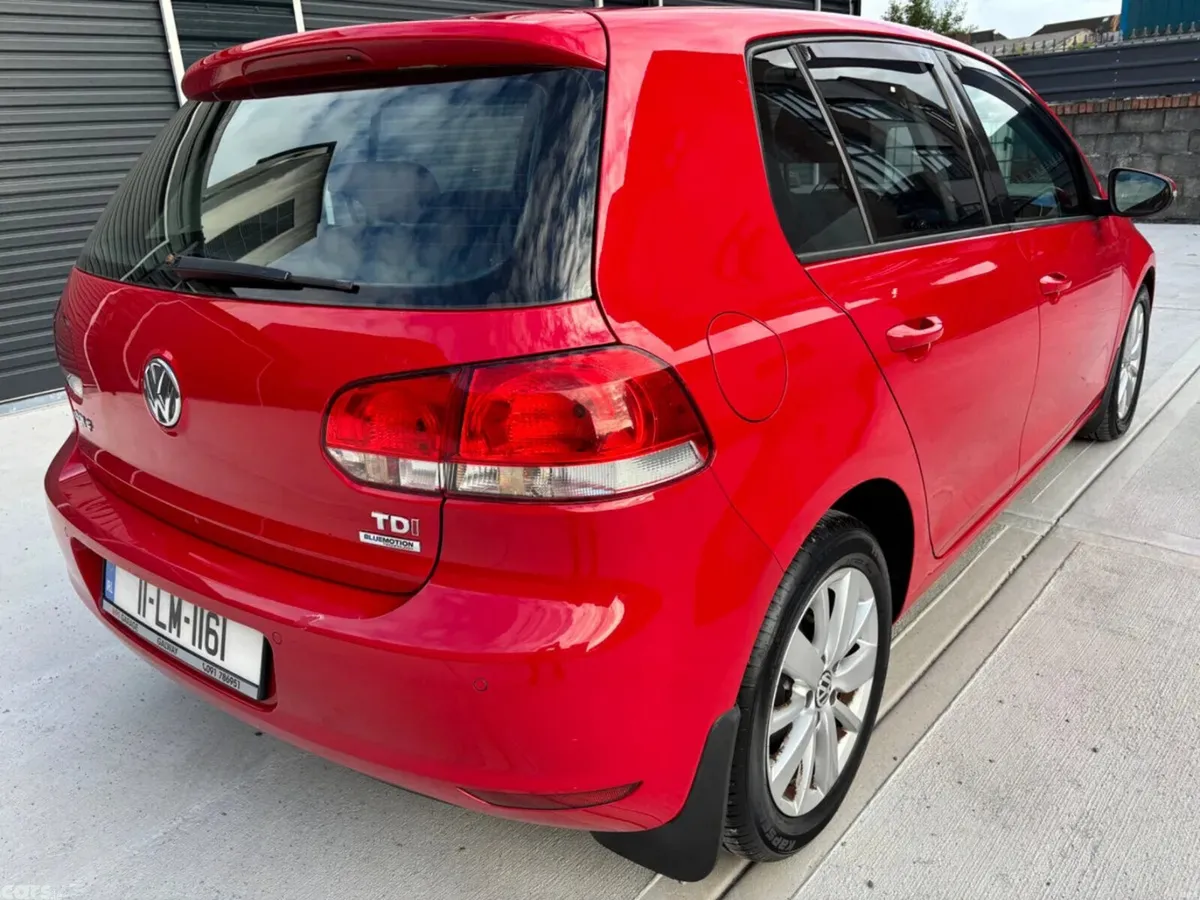 Volkswagen Golf Hatchback, Diesel, 2011, Red