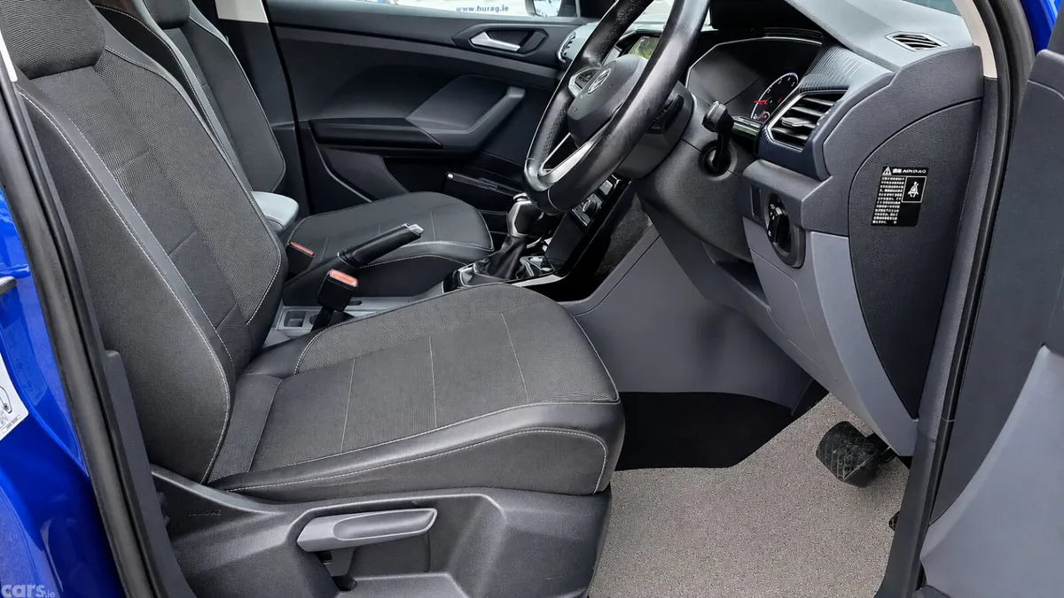 Volkswagen T-Cross Hatchback, Petrol, 2020, Blue