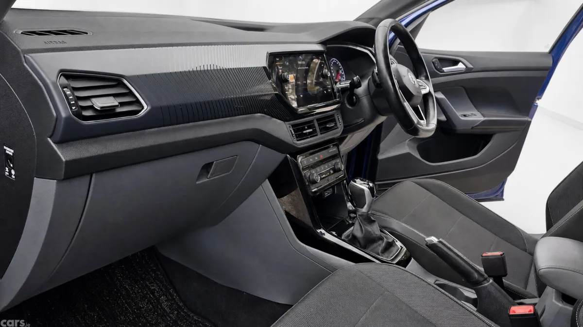 Volkswagen T-Cross Hatchback, Petrol, 2020, Blue