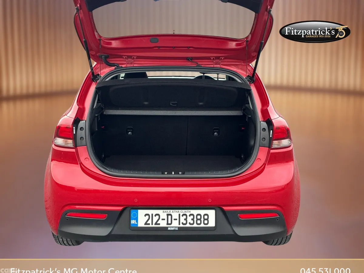 Kia Rio Hatchback, Petrol, 2021, Red
