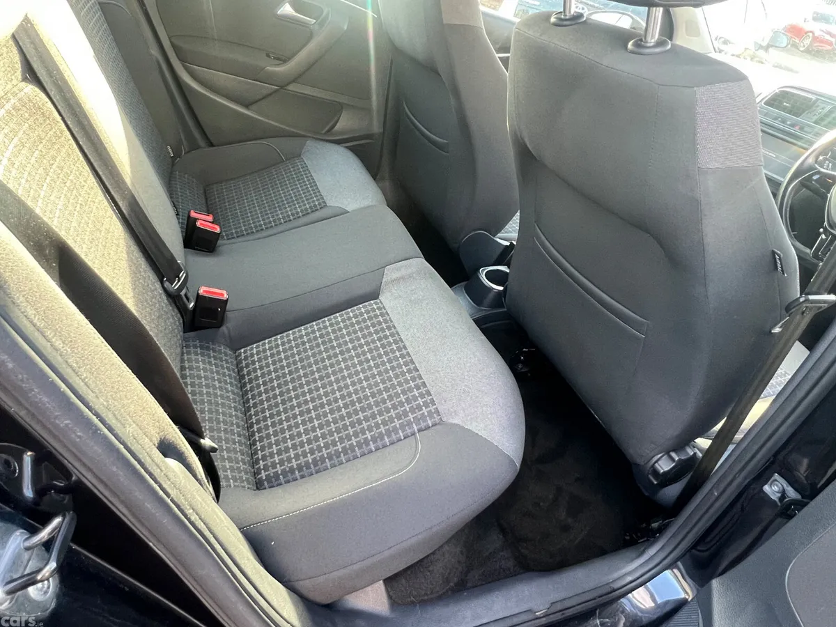 Volkswagen Polo Hatchback, Petrol, 2015, Black