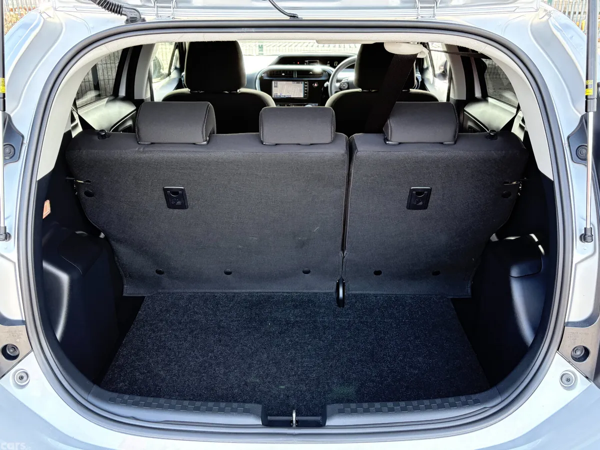 Toyota Aqua Hatchback, Petrol Hybrid, 2021, Silver