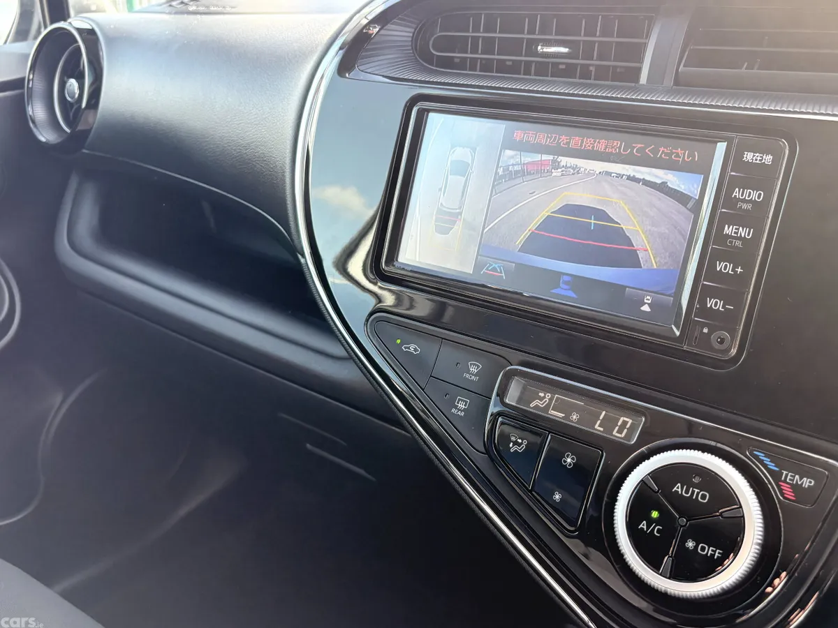 Toyota Aqua Hatchback, Petrol Hybrid, 2021, Silver