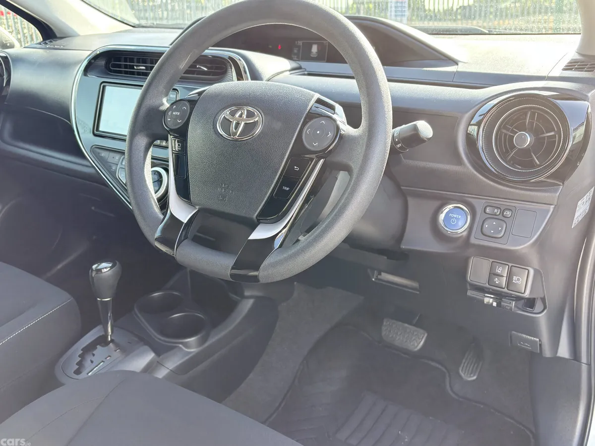 Toyota Aqua Hatchback, Petrol Hybrid, 2021, Silver