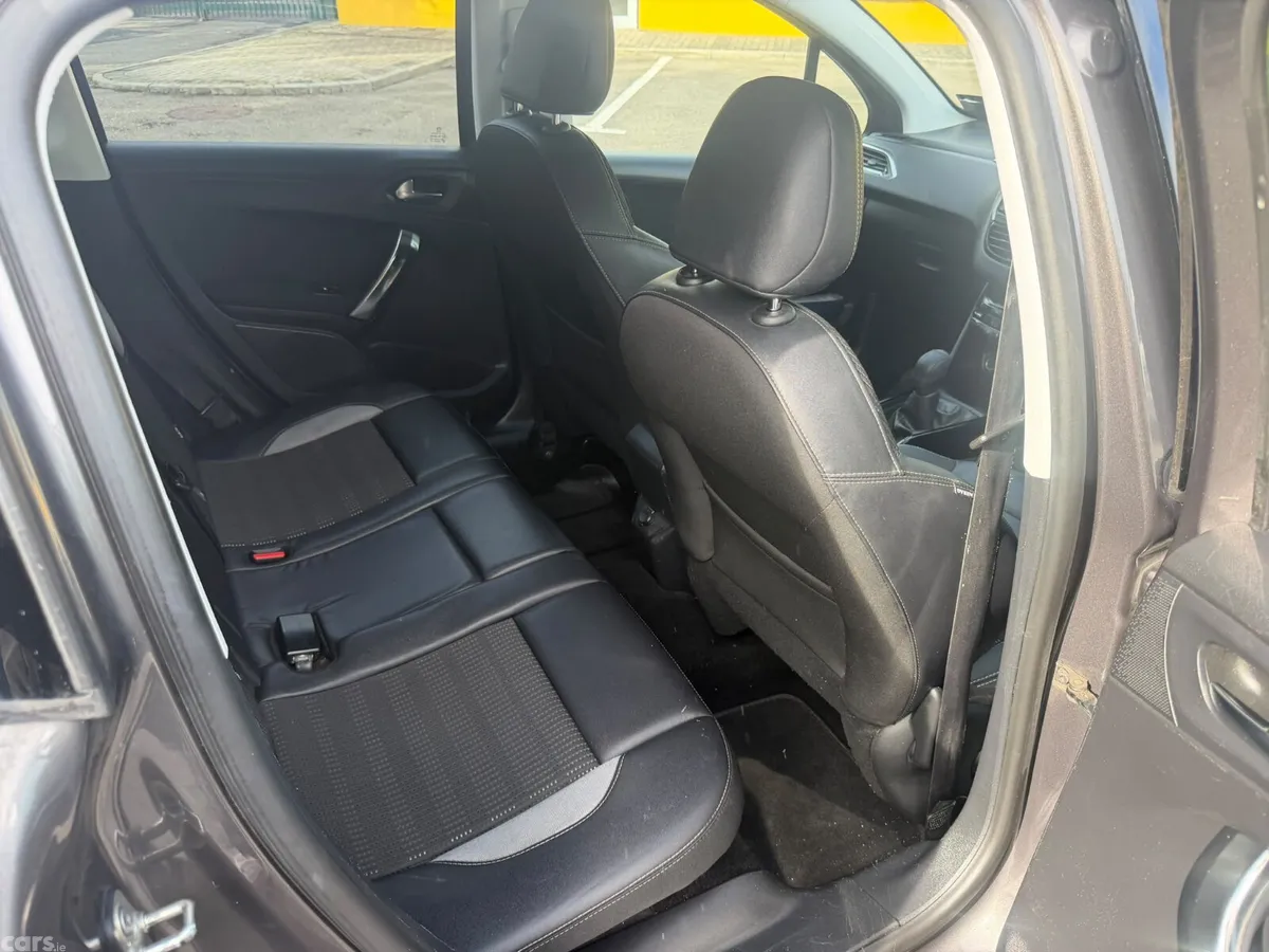 Peugeot 2008 SUV, Petrol, 2016, Grey