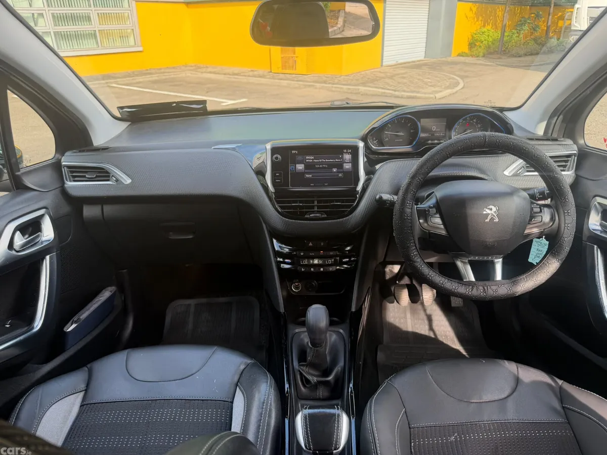 Peugeot 2008 SUV, Petrol, 2016, Grey