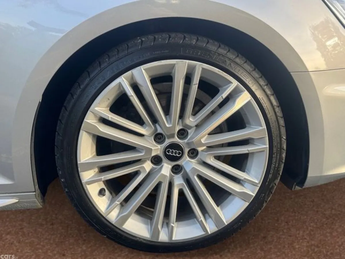 Audi A4 Saloon, Diesel, 2019, Silver