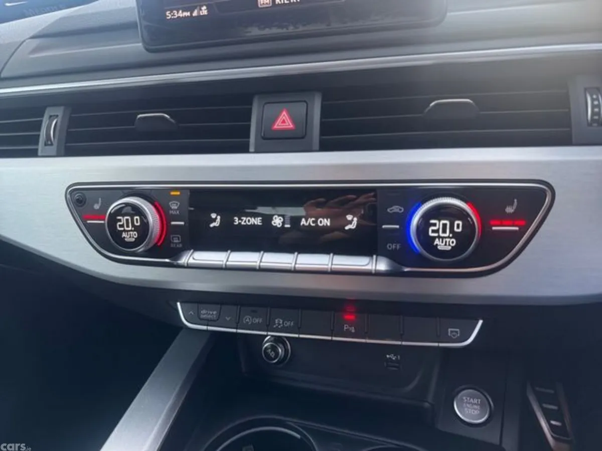 Audi A4 Saloon, Diesel, 2019, Silver
