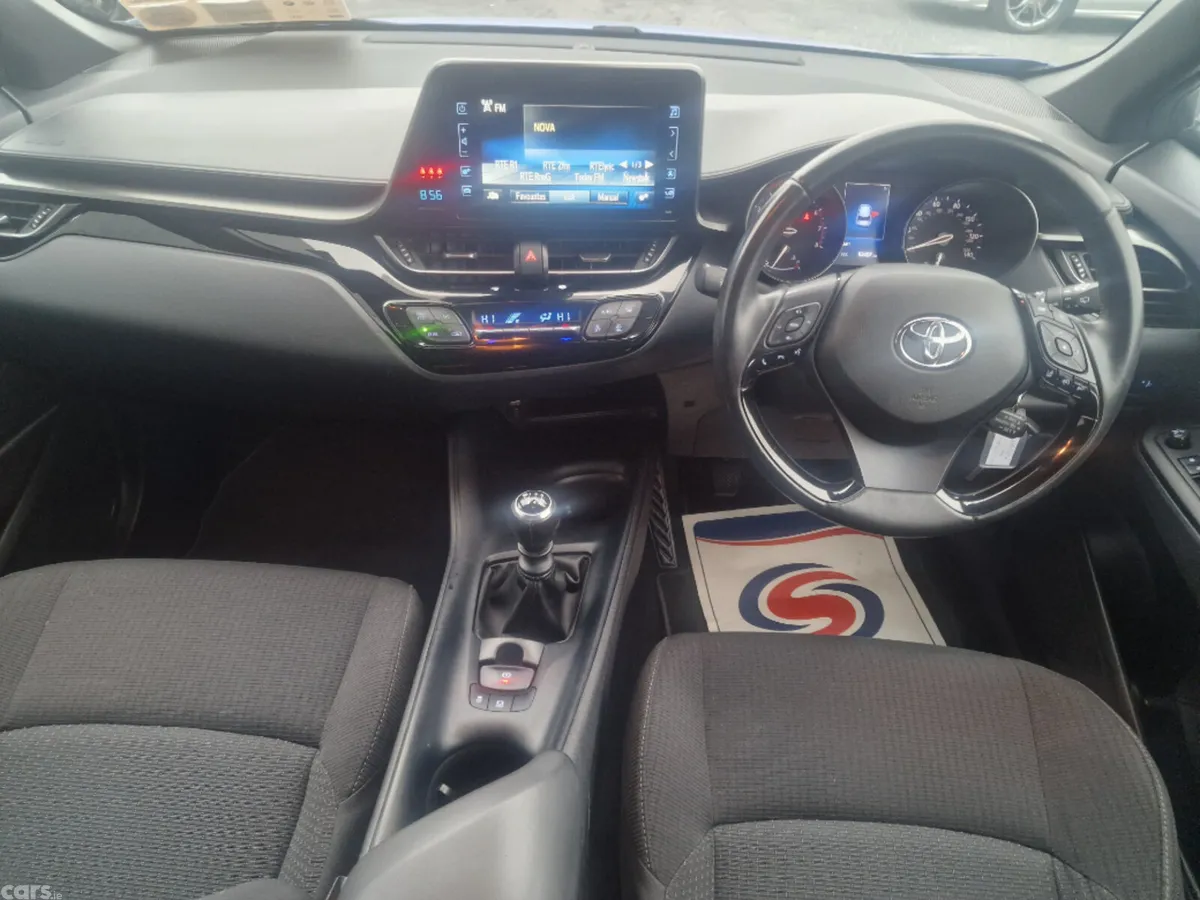 Toyota C-HR Hatchback, Petrol, 2019, Blue