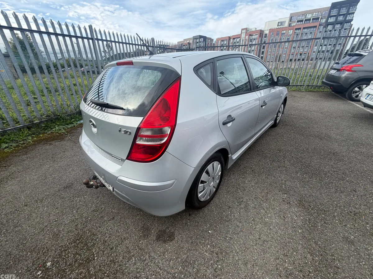 Hyundai i30 Hatchback, Diesel, 2010, Silver