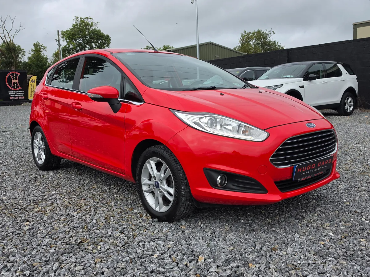 Ford Fiesta Hatchback, Petrol, 2016, Red