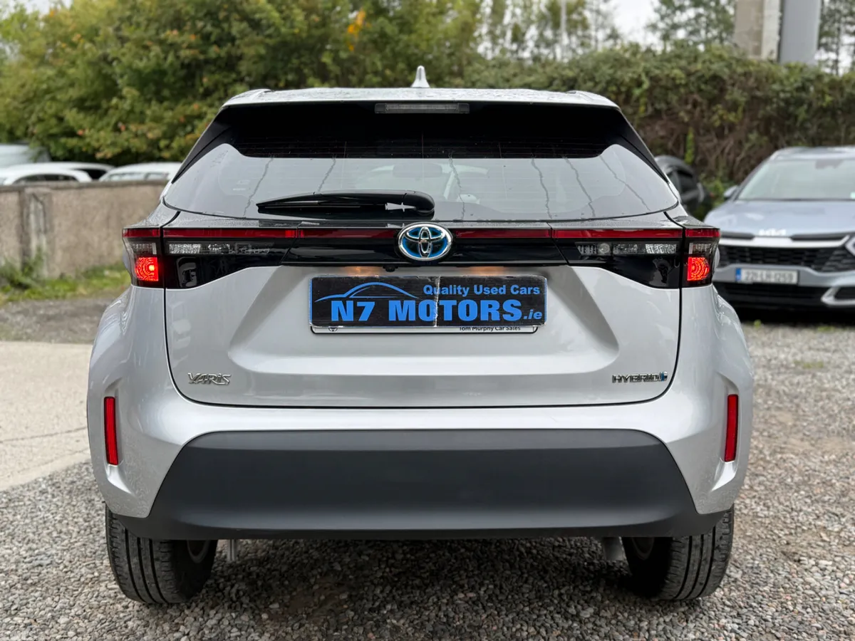 Toyota Yaris Cross SUV, Petrol Hybrid, 2024, Grey