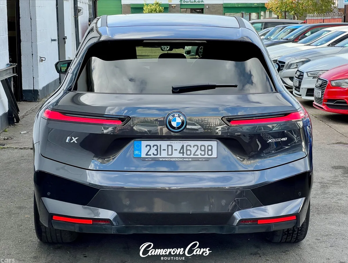 BMW iX Estate, Electric, 2023, Grey
