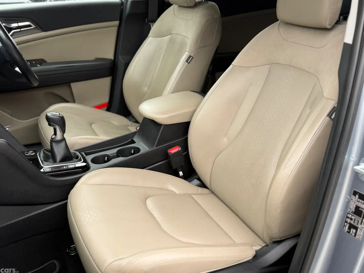 Kia Sportage SUV, Diesel, 2022, Grey