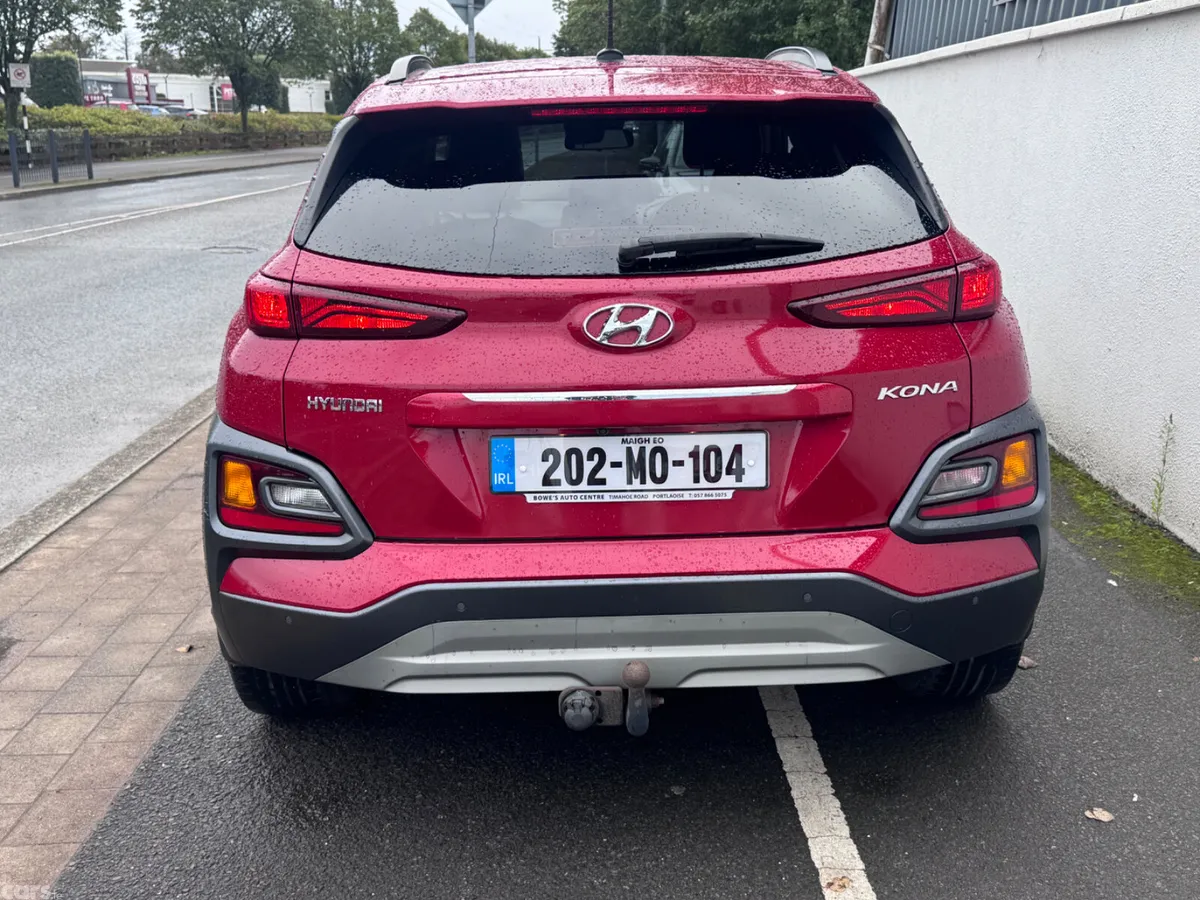 Hyundai KONA MPV, Diesel, 2020, Red