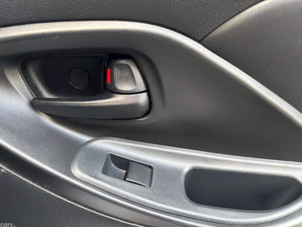 Mazda Mazda2 Hybrid Hatchback, Petrol, 2023, Grey
