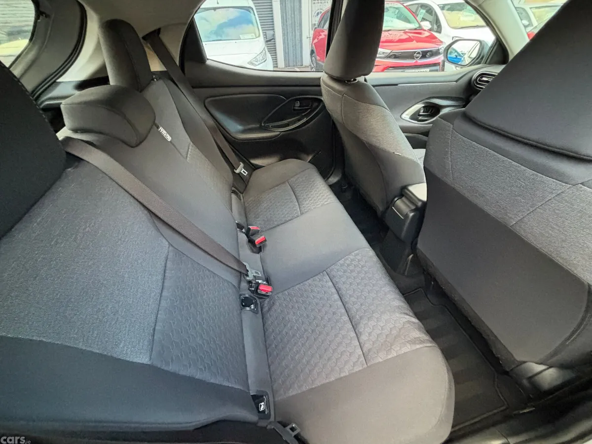 Mazda Mazda2 Hybrid Hatchback, Petrol, 2023, Grey
